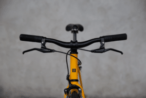 guidon et cintre du vélo de ville Elops Single Speed 500